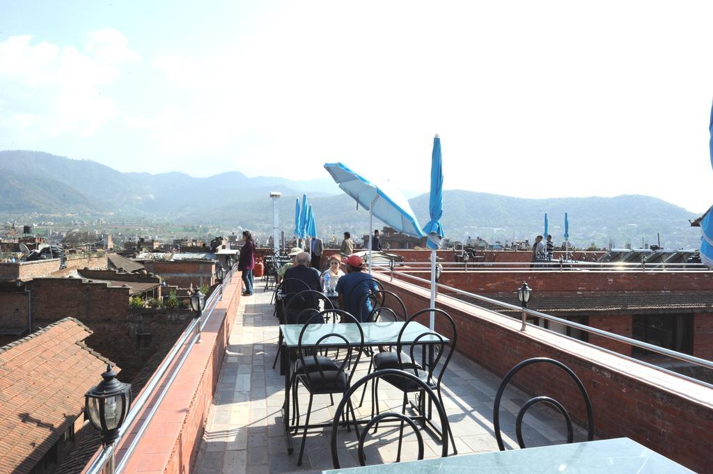 Khwopa Inn & Rooftop Restaurant Bhatgoan Екстериор снимка